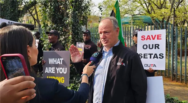 Higher education crisis exposes a ministry being recaptured